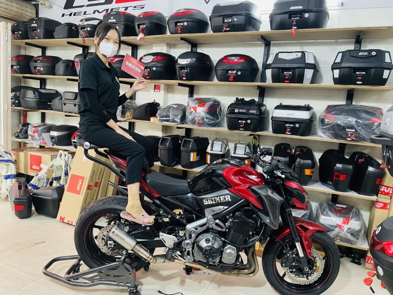 Givi Box In District 11