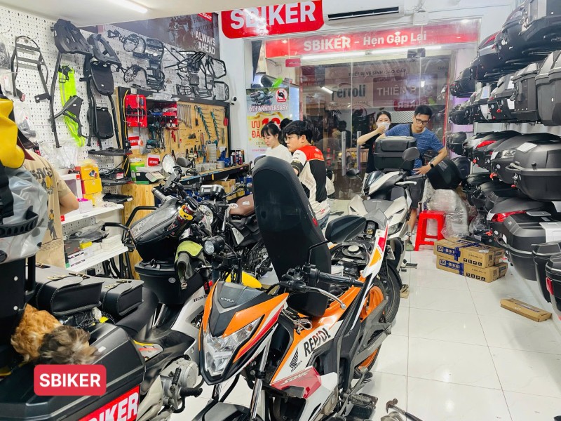 호치민시 7군 GIVI 박스 전문점 - SBIKER