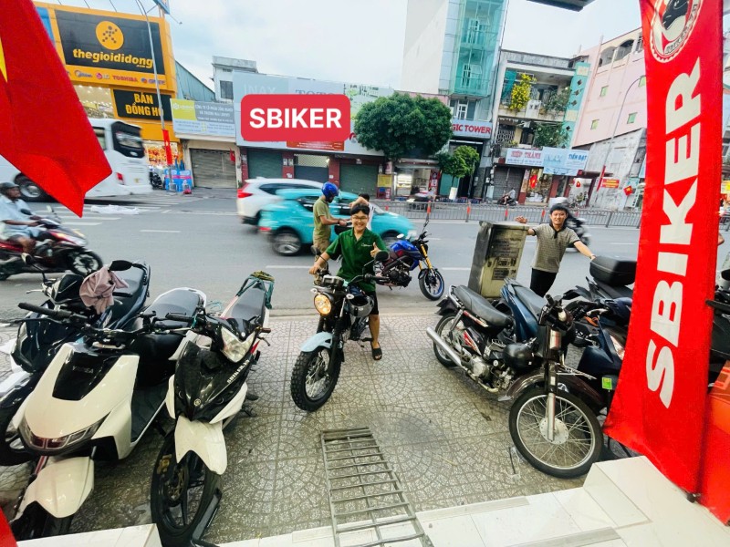 Оригинальные боксы Givi в районе Бинь Чань – SBIKER с бесплатной установкой