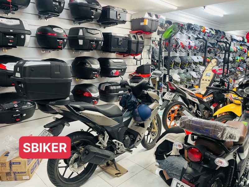 Оригинальные боксы Givi в районе 7 – Магазин SBIKER