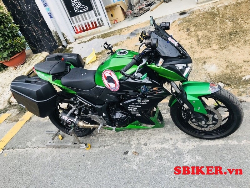 Thùng Givi xe Ninja 300