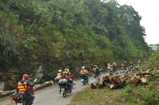 Từ A đến Z kinh nghiệm đi phượt bằng xe máy bạn cần biết