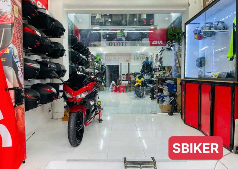 Оригинальные боксы Givi в районе Тан Фу – магазин SBIKER