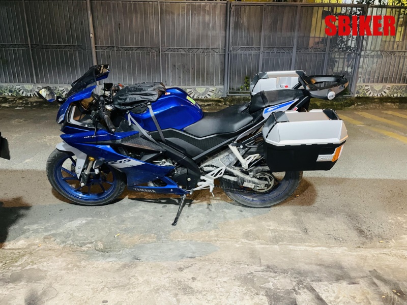Baga thùng givi xe yamaha R15