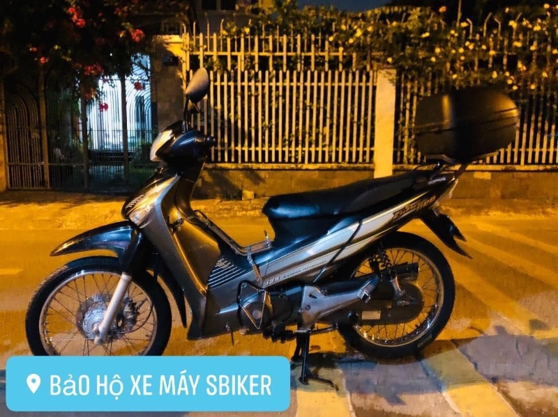 THÙNG GIVI FUTURE NEO