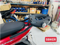 BAGA GIVI SRV AIR BLADE KÈM ĐẾ