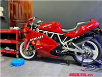 BEN NÂNG XE DUCATI DESMO