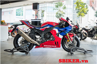 BEN NÂNG CBR1000RRR