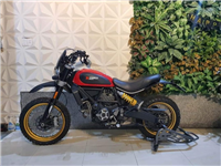 BEN NÂNG XE DUCATI ICON 800