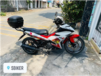 EXCITER 150 GẮN THÙNG B27NT TRẮNG LÍT