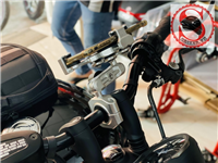 ﻿﻿﻿KẸP ĐIỆN THOẠI TRIUMPH BOBBER