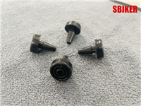 4 CỤC CAO SU GIVI Z822 CỦA ĐẾ HRX M7MNS