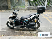 NVX 155 GẮN THÙNG E26N ĐEN 26 LÍT