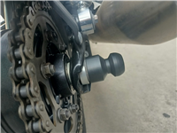 TRỤC NÂNG BÁNH XE TRIUMPH STREET TWIN 900