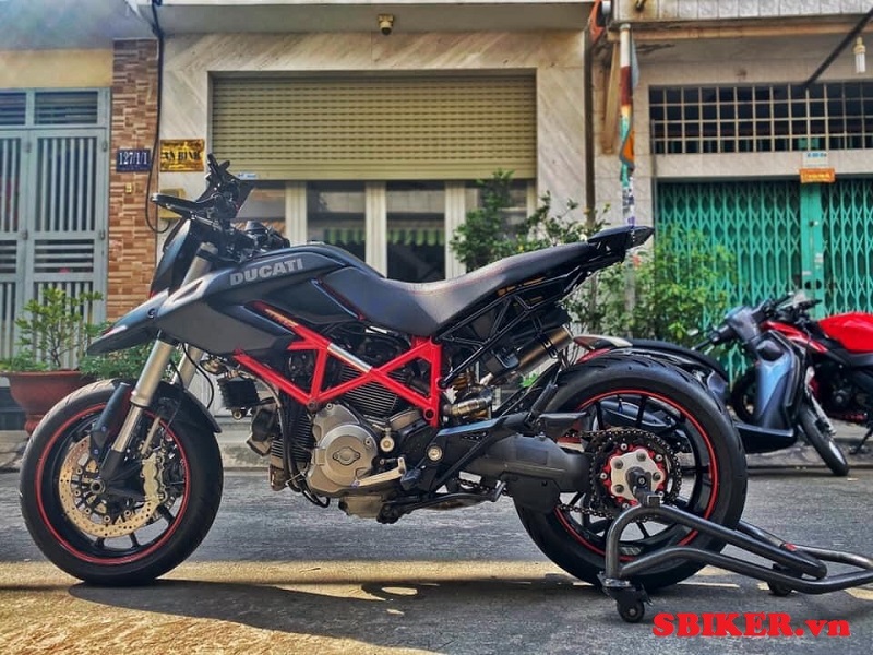 Đánh giá Ducati Hypermotard 950 thông số động cơ thiết kế giá bao nhiêu   websosanhvn